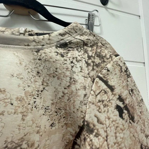 BCBG MAXAZRIA Top - Picture 6 of 10